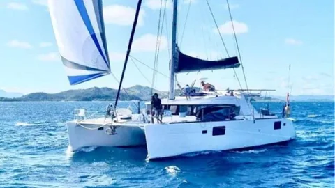 Vape — 44ft Lagoon Charter Koh Samui to Koh Samui