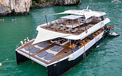 Dancing Queen — 112ft Custom Build Large Group Boat Charter Phuket