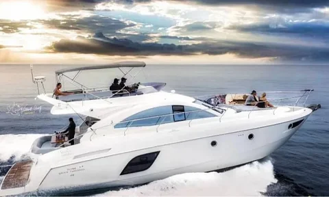 Gran Turismo — 49ft Beneteau Motor Yacht Charter Phuket